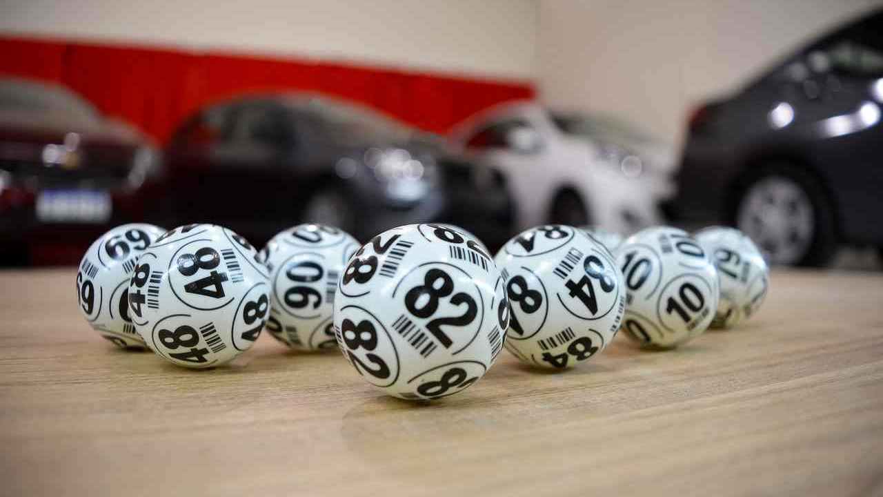 Estrazione Lotto Superenalotto Elotto Extra Simbolotto E Milionday