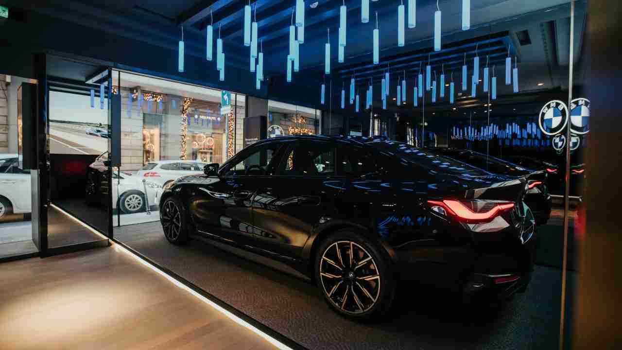 House Of Bmw Apre In Italia Uno Spazio Per Vivere A 360 Gradi Il Mondo Bmw